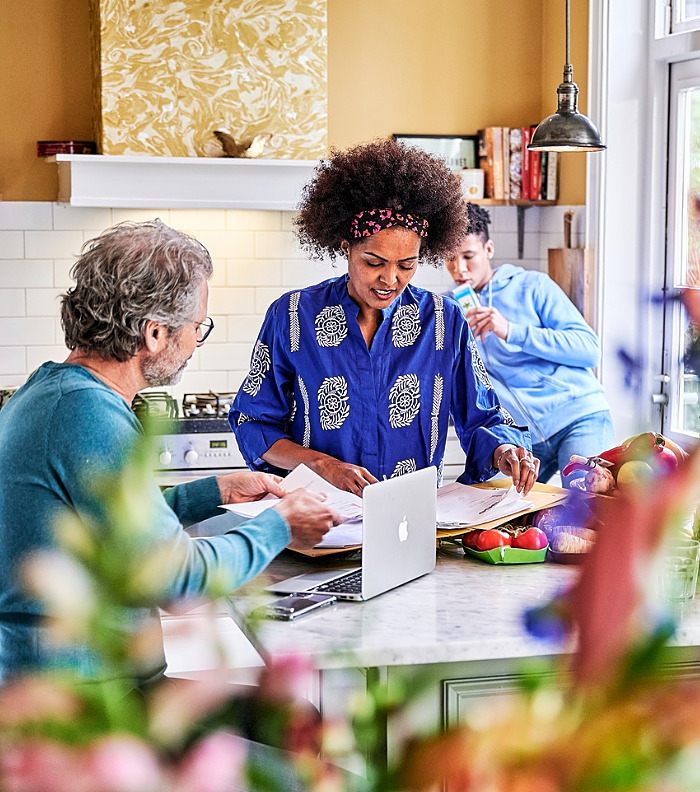 gezin dochter uit huis